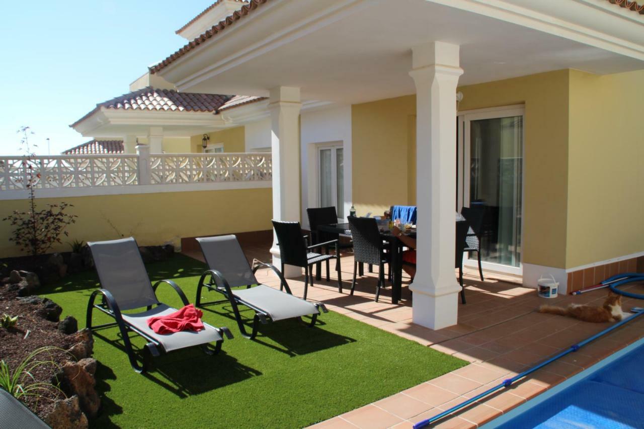 Villa Solymar Corralejo Exterior photo